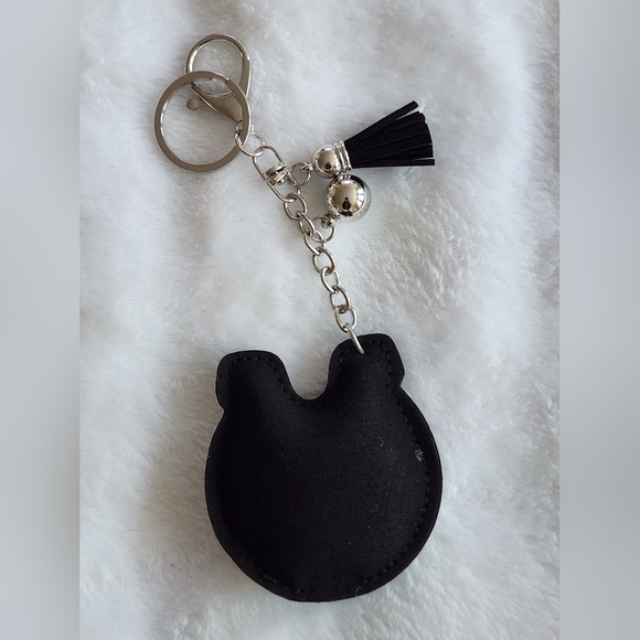 Indianapolis Colts Black and Blue Logo Rhinestone Keychain Bag Charm - Picture 3 of 3